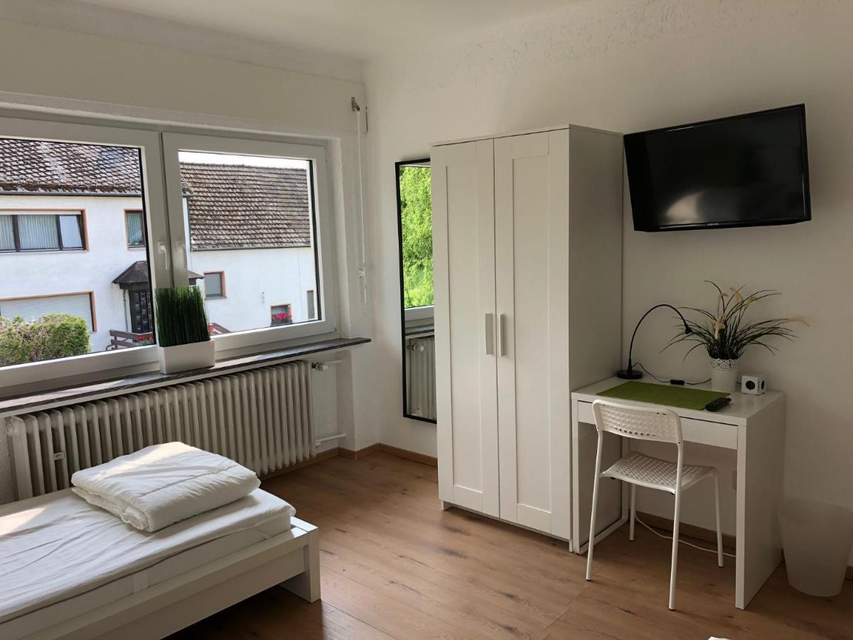 Big Ben'S Guesthouse Müllenbach Eksteriør bilde